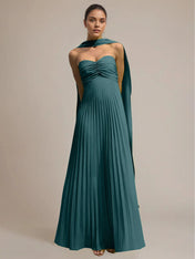 Green Chiffon A Line Off The Shoulder Sleeveless Floor Length Pleated Dress
