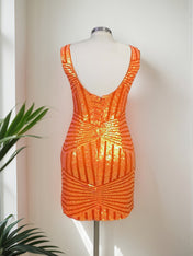 V-Neck Sequins Mesh Sleeveless Short Homecoming Dress