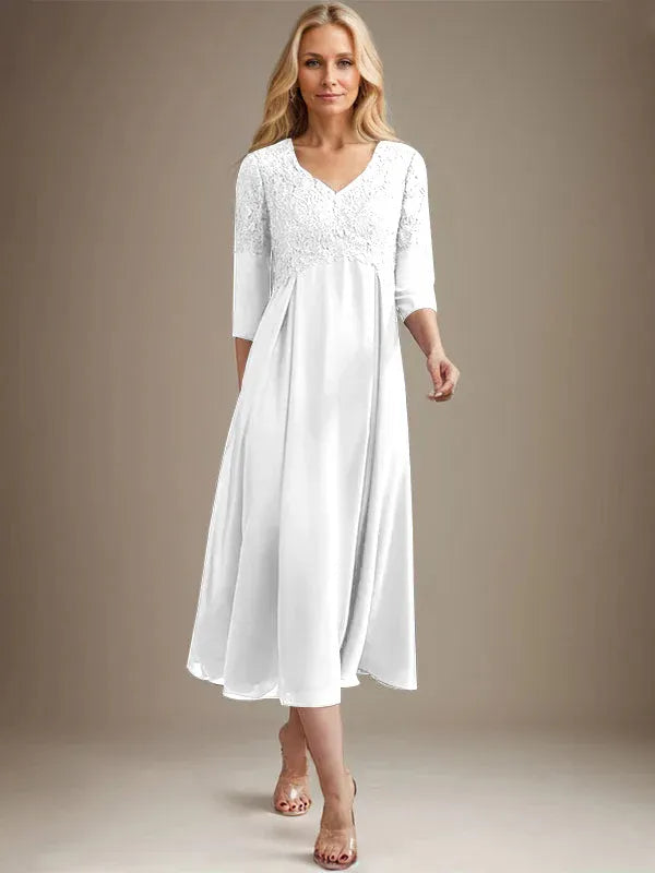 Robe de mère de la mariée trapèze, col en V, longueur genou, en mousseline de soie et dentelle, avec perles 