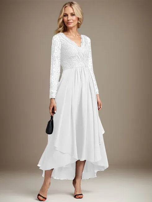 Robe de mère de la mariée asymétrique en mousseline de soie et dentelle, coupe trapèze et col en V 