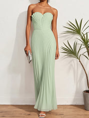 White Pleated Classic Strapless Sleeveless A-Line Maxi Dress