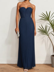 White Pleated Classic Strapless Sleeveless A-Line Maxi Dress