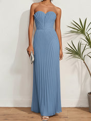 White Pleated Classic Strapless Sleeveless A-Line Maxi Dress