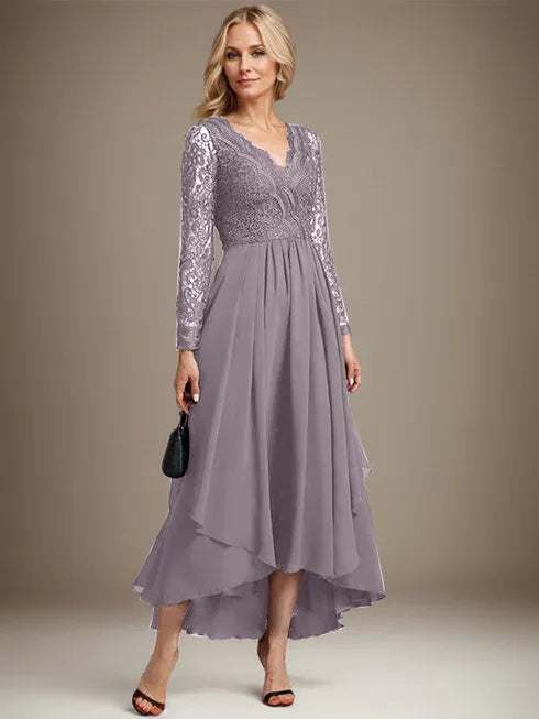 Robe de mère de la mariée asymétrique en mousseline de soie et dentelle, coupe trapèze et col en V 