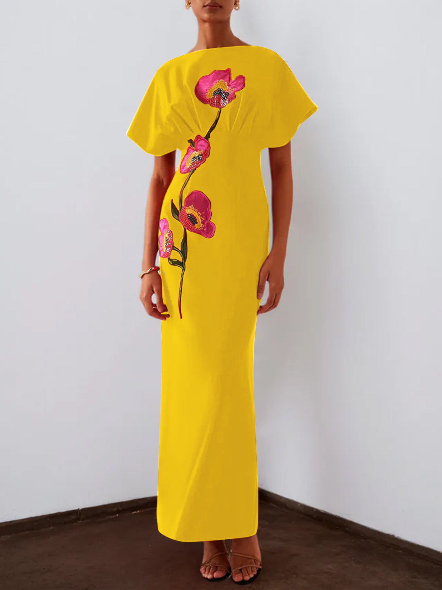 Red 3D Floral Appliqué Boat Neck Short Sleeve Backless Sheath Maxi Dress