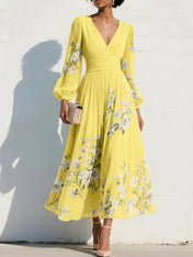 Elegant Floral V-Neck Pleated Midi Dress with Long Sleeves
