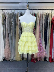 Yellow A-Line Sweetheart Short Tiered Lace Top Homecoming Dress