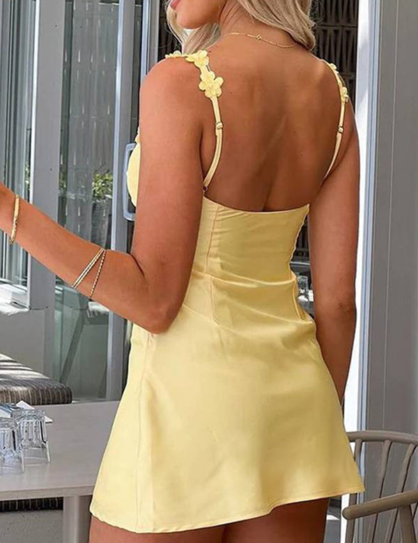 Yellow Bodycon Tight Flower Straps Satin Short Homecoming Dress