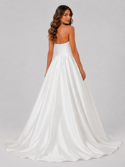 Elegant Strapless Straight-Neck Corset Satin Ball Gown Wedding Dress with Chapel Train