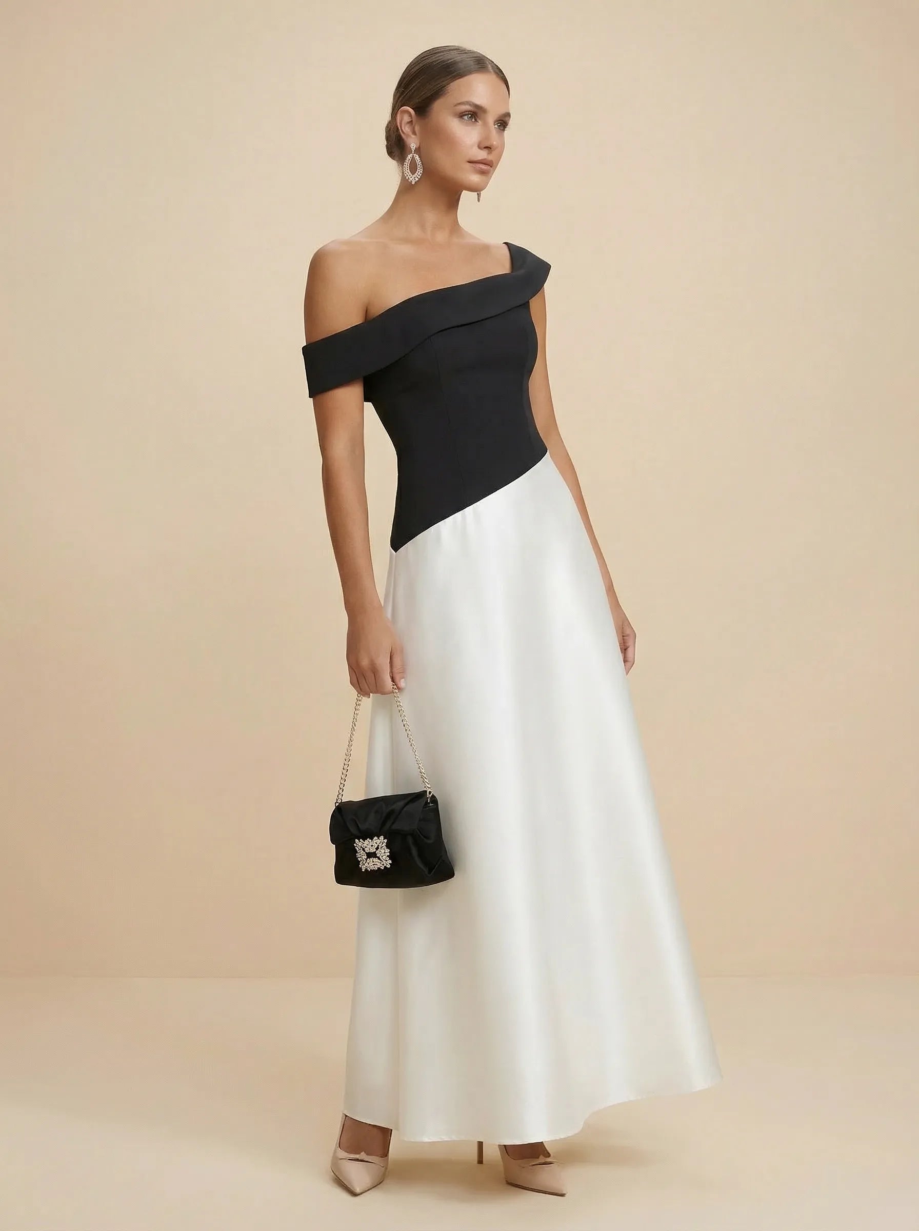 Elegant Bicolor One-Shoulder A-Line Maxi Dress with Folded Neckline