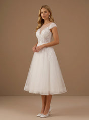 Scoop Neck Sequin Lace Applique Cap Sleeves Tea-Length Tulle Bridal Dress