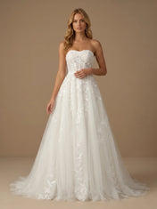 Sweetheart Lace Applique Tulle A-Line Wedding Gown with Corset