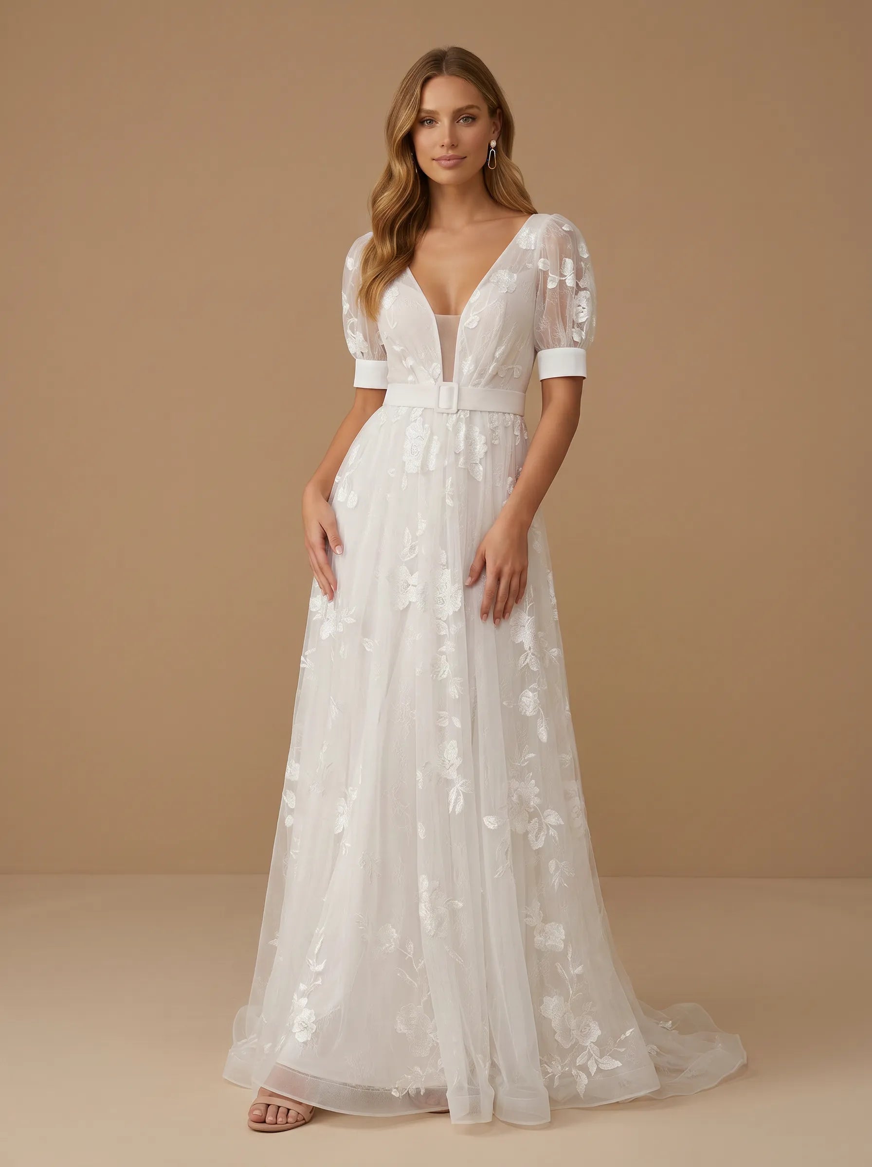 V-Neck Short Sleeves Tulle Boho Wedding Dress with Belt