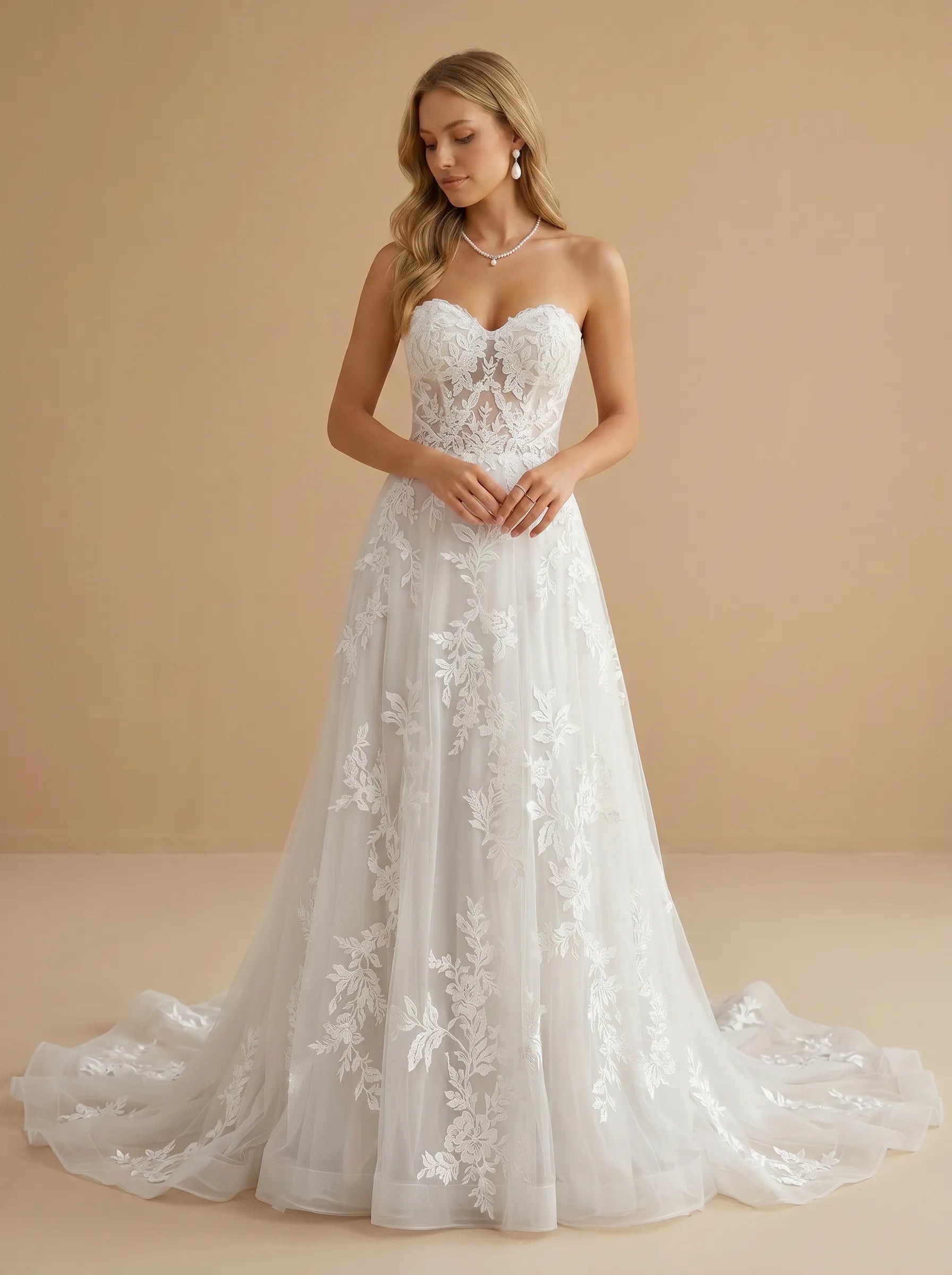 Sweetheart Tiered Lace Applique Tulle A-Line Bridal Gown