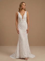 Sleeveless V-Neck Lace Appliques Mermaid Wedding Gown