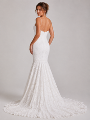 Elegant V-Neck Lace Mermaid Wedding Dress with Chapel Train