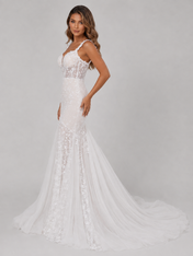 Elegant Sweetheart Floral Lace Mermaid Wedding Dress with Chapel Train