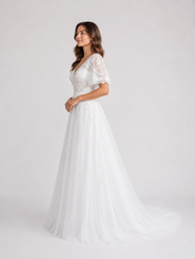 Elegant V-Neck Flutter Sleeve Lace Tulle A-Line Wedding Dress with Chapel Train