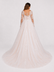Elegant Long Sleeve Sweetheart Lace Tulle A-Line Wedding Dress with Chapel Train