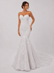 Elegant Strapless Sweetheart Lace Mermaid Wedding Dress with Chapel Train