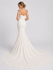 Elegant Off-the-Shoulder V-Neck Lace Mermaid Wedding Dress with Chapel Train