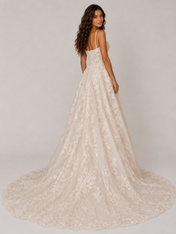 Elegant Sweetheart Lace Corset A-Line Wedding Dress with Beaded Straps and Chapel Train
