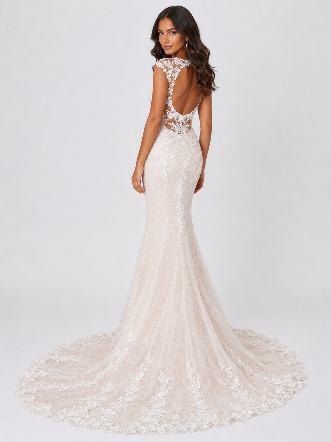 Elegant Lace Applique Cap-Sleeve Mermaid Wedding Dress with Chapel Train